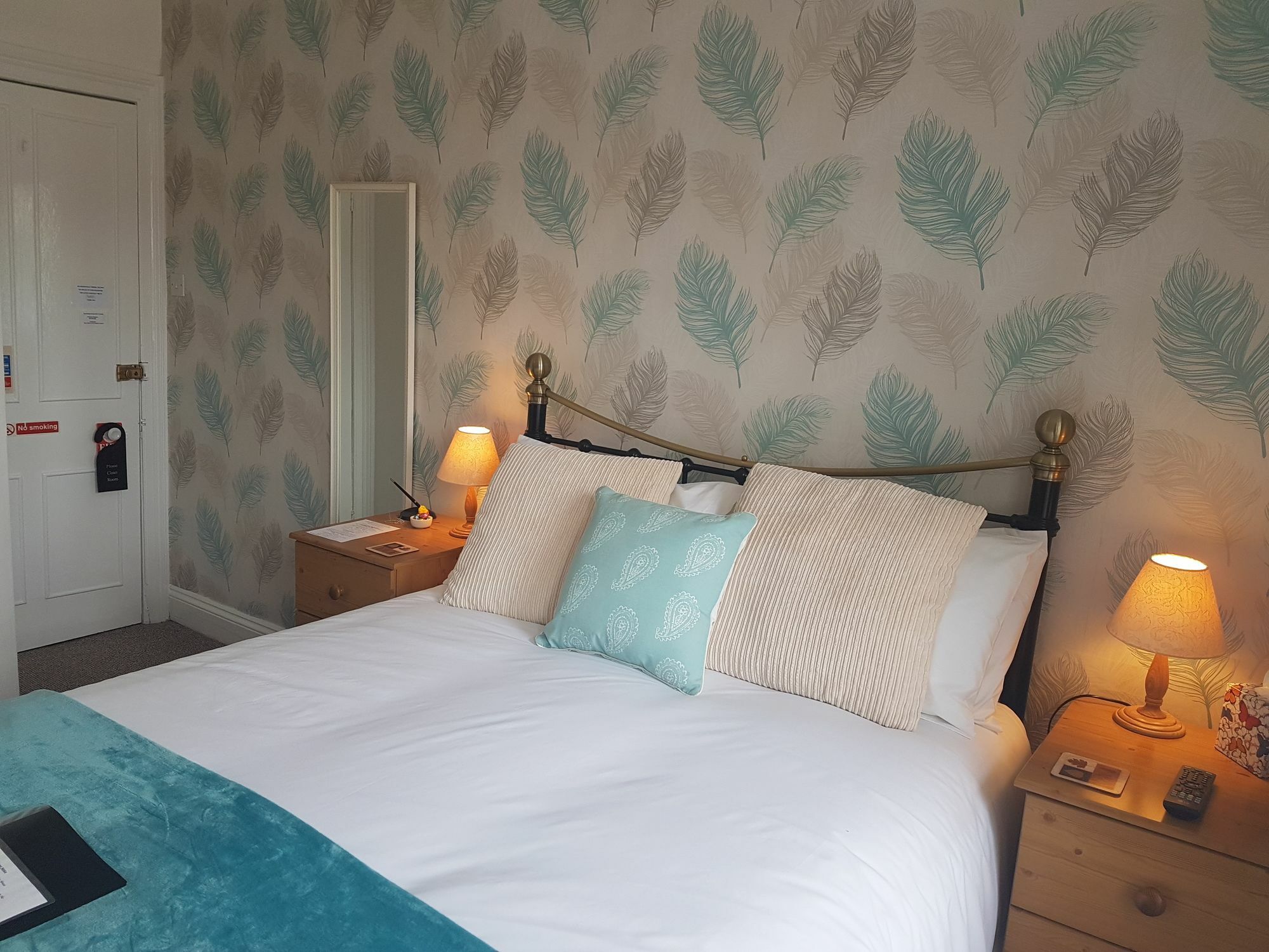 The Earlsdale Bed And Breakfast イフラクーム エクステリア 写真