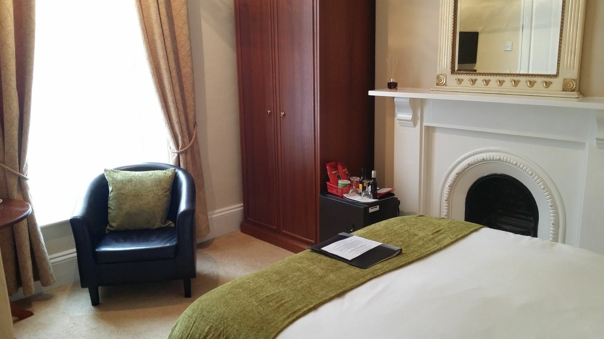 The Earlsdale Bed And Breakfast イフラクーム エクステリア 写真